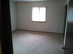 Building Photo - 1042 Oxford Dr
