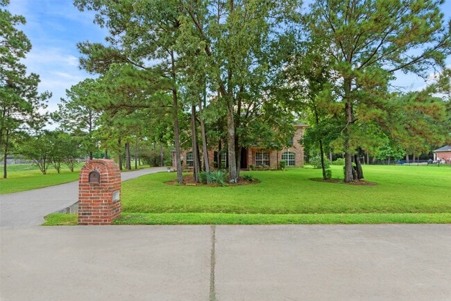 Building Photo - 2203 Sekola Ln