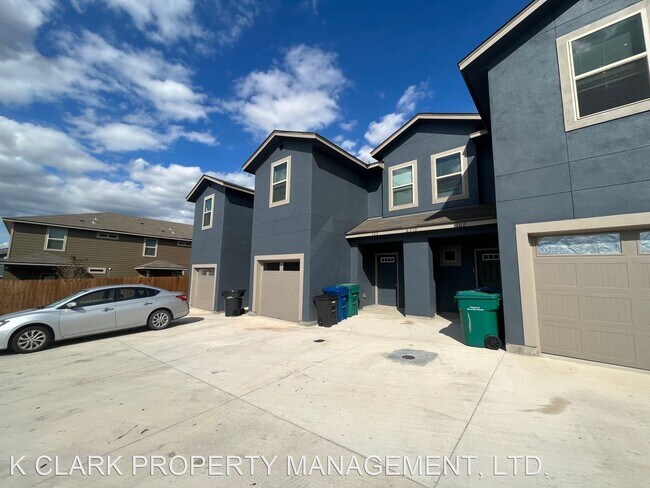 Foto del edificio - 3 br, 2.5 bath House - 6310 LUGLIO LANE #103