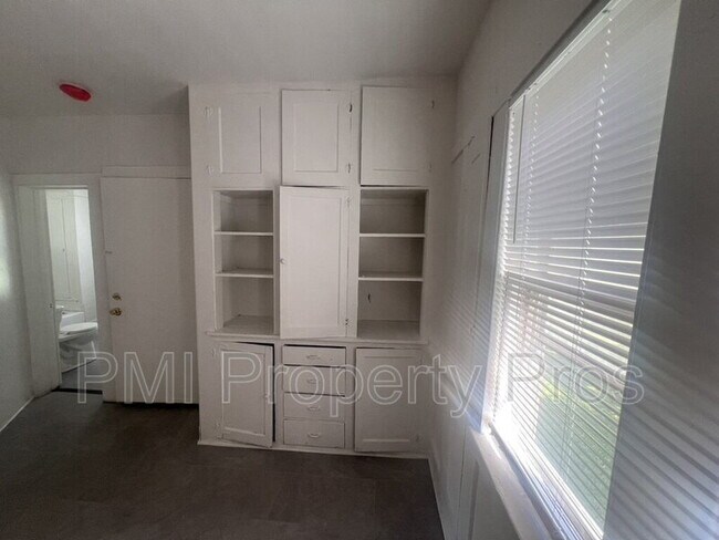 Foto del edificio - 3138 N 11th St