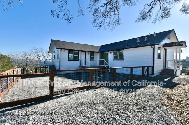 Foto del edificio - 510 Fairview Ct