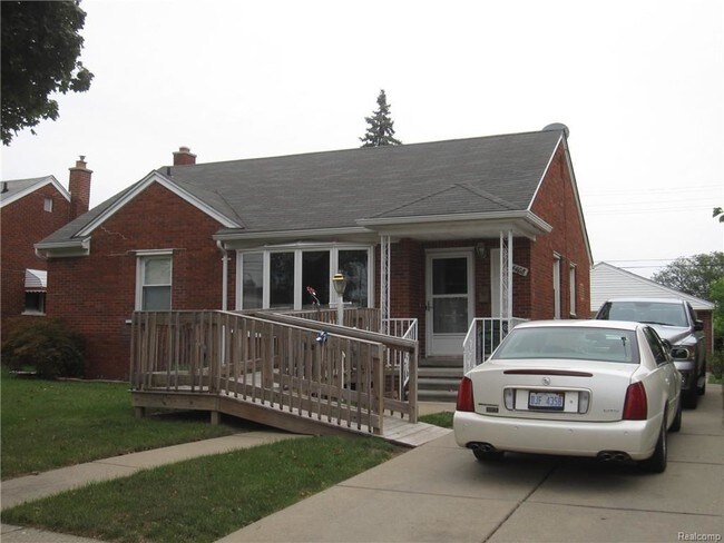 Building Photo - 4408 Firestone St