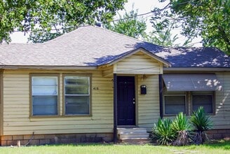 Building Photo - 410 W Highland St