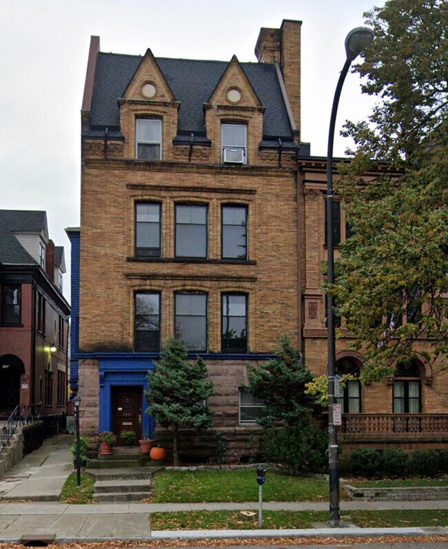 Building Photo - 499 Delaware Ave
