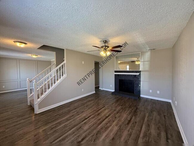 Foto del edificio - 2128 Kirkwood St