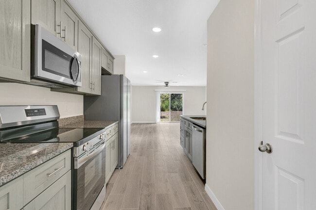 Foto del edificio - 3502 Fox Hollow Dr