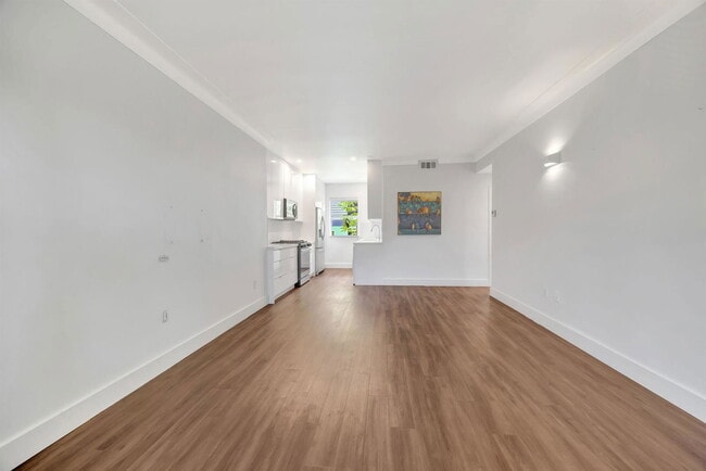 Building Photo - 1446 Lenox Ave.