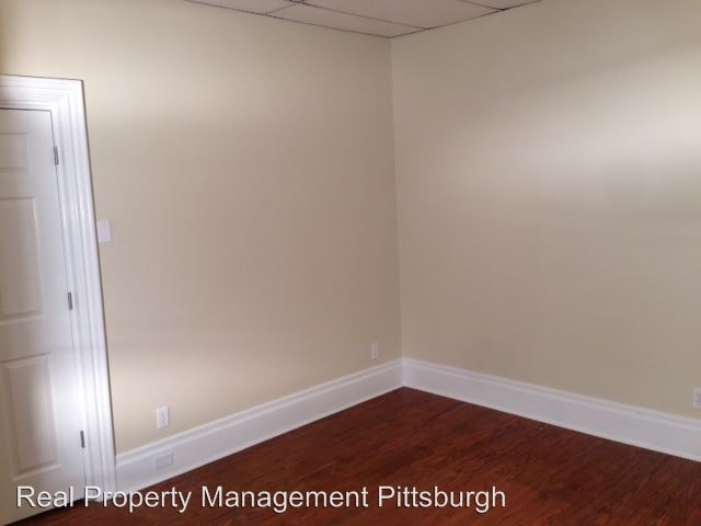 Building Photo - 1420 Firth St