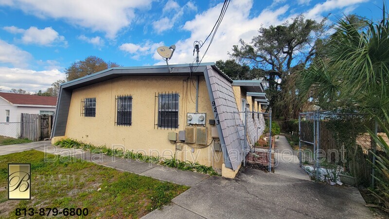 Foto principal - 9213 N 13th St