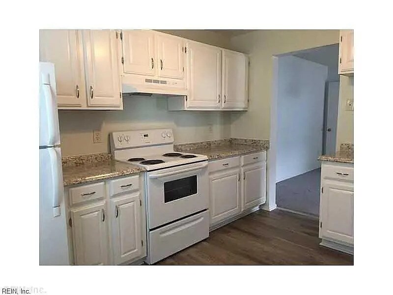 Primary Photo - 2141 Sanctuary Ct