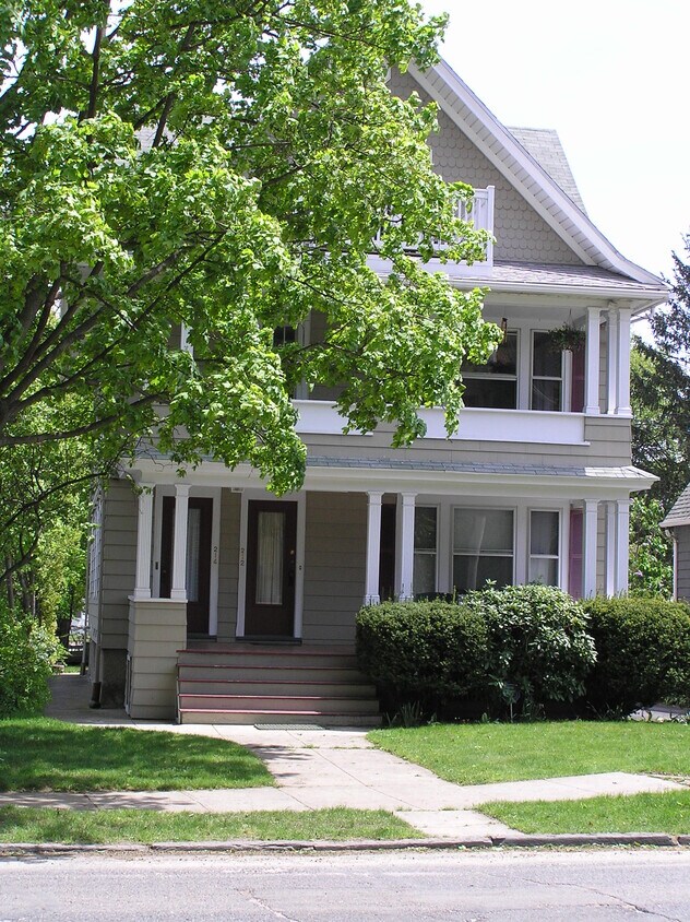Primary Photo - 214 Ellsworth St