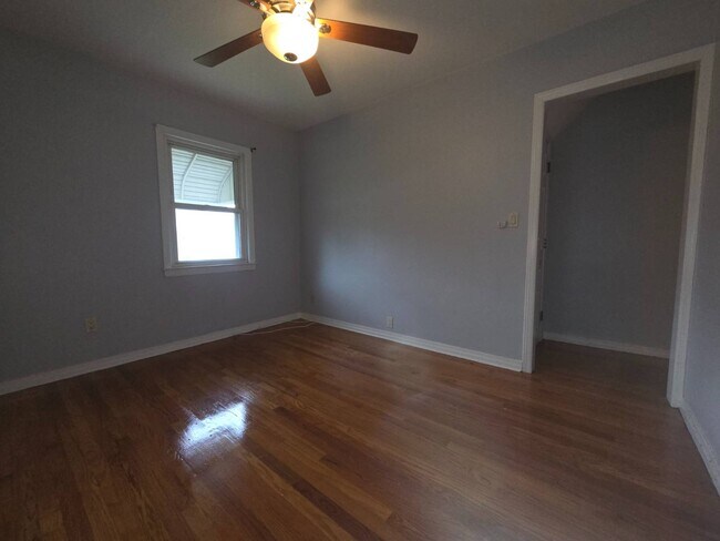 Foto del edificio - 111 Horton Rd