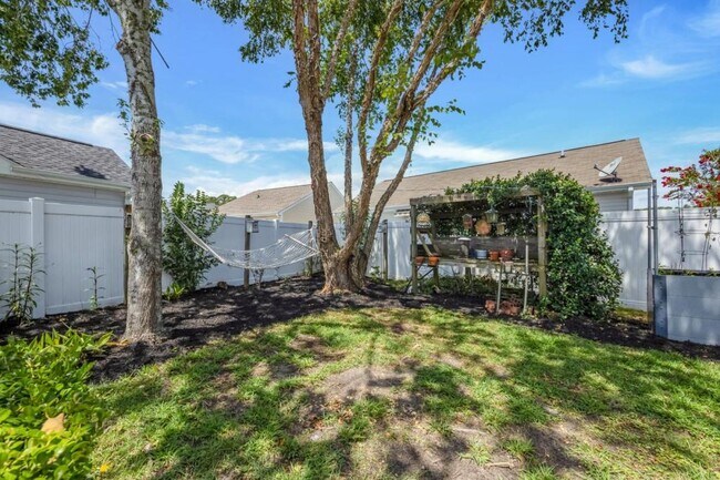 Foto del edificio - 4272 Wrens Crossing