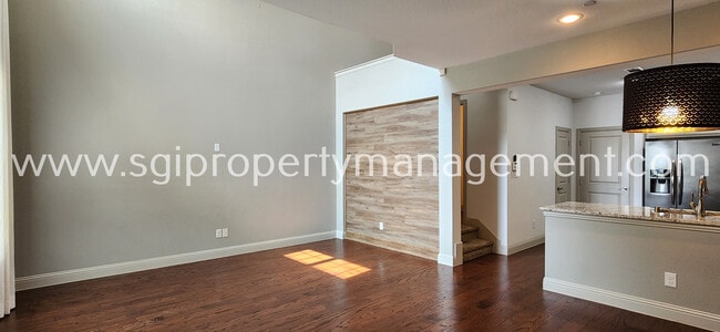 Building Photo - 3817 Quail Wood Dr