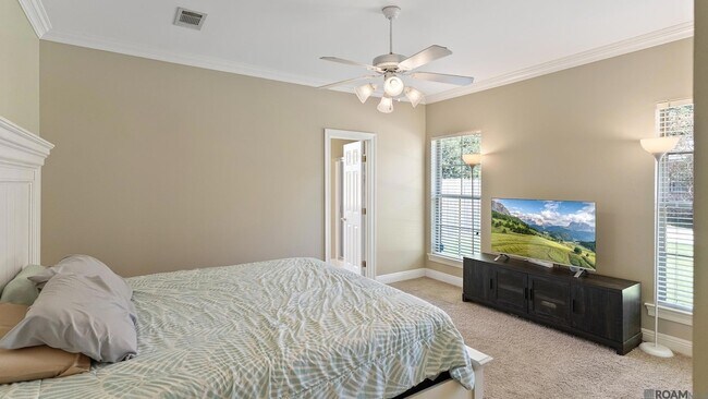 Foto del edificio - 10530 Springglen Ct