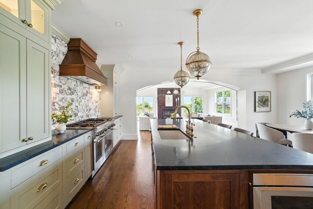 Foto principal - 152 Winchester St