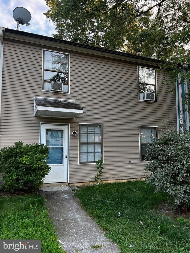 40 Edinshire Rd, Gloucester Township, NJ 08081 Townhome Rentals in
