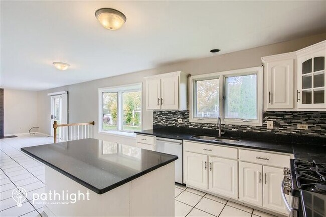 Foto del edificio - 7652 Brittany Court, Frankfort, IL, 60423