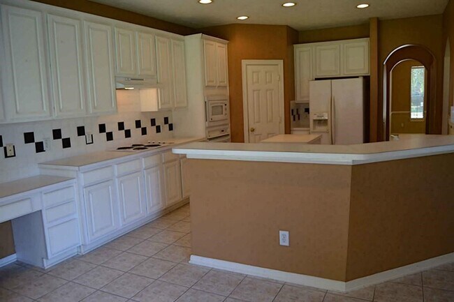 Foto del edificio - 23718 Hawkins Creek Ct