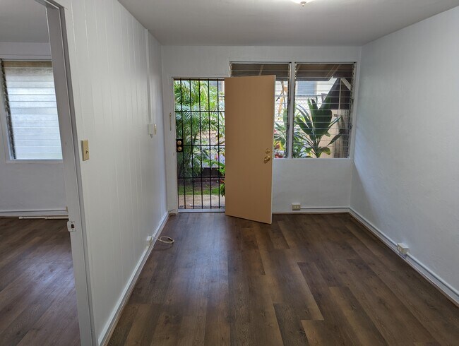 Foto del edificio - 606 Isenberg St