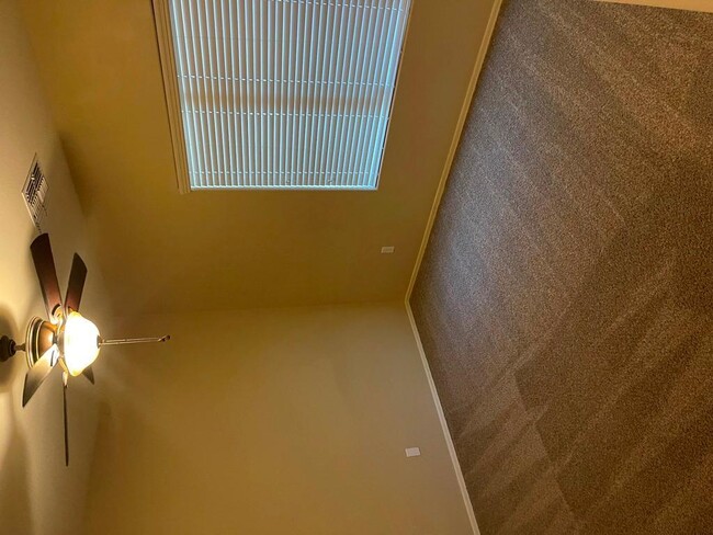 Foto del edificio - 16551 N 180th Dr