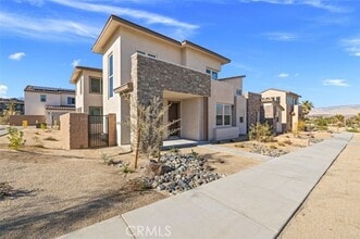 Building Photo - 35956 Randall Ln