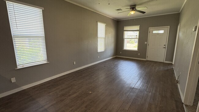 Foto del edificio - 2409 NW 18th St