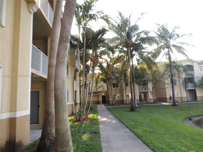Foto del edificio - 2600 S University Dr