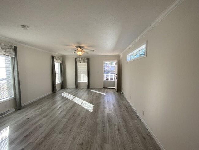 Foto del edificio - 123 Woodchuck Pkwy