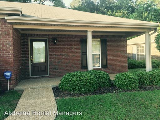 Building Photo - 2240 Cross Creek Dr