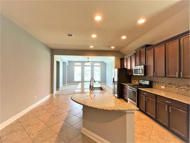 Building Photo - 4821 Piares Ln