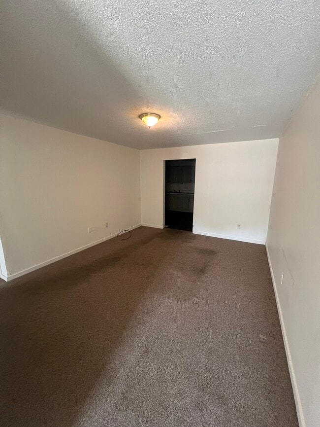 Building Photo - 414 Timmy Ln