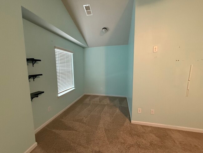 Foto del edificio - 1050 Mcconaughy Ct