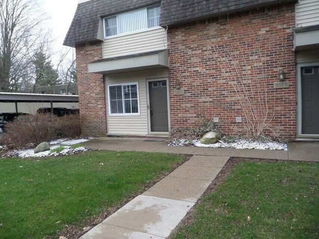 Building Photo - 531 Longshore Dr