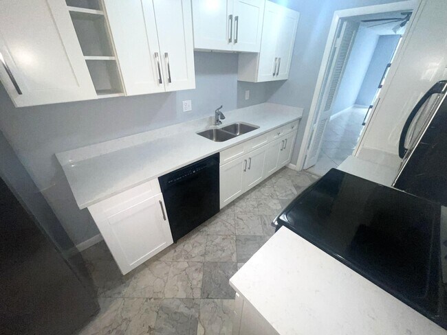 Foto del edificio - 3001 NW 48th Ave