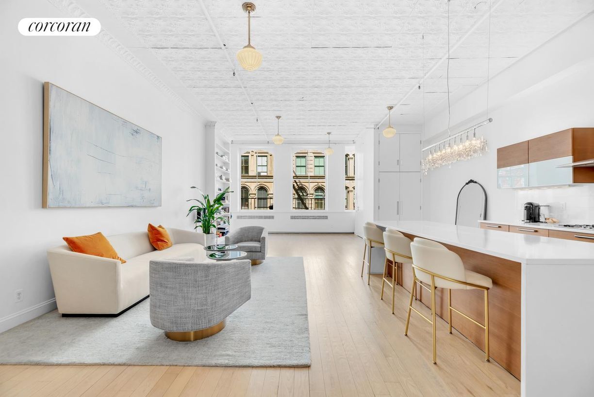 Primary Photo - 463 Broome St