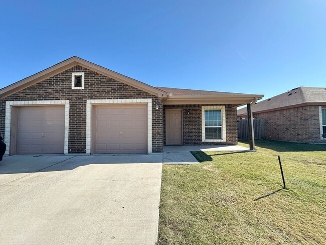 Building Photo - 1529 Justin Lp