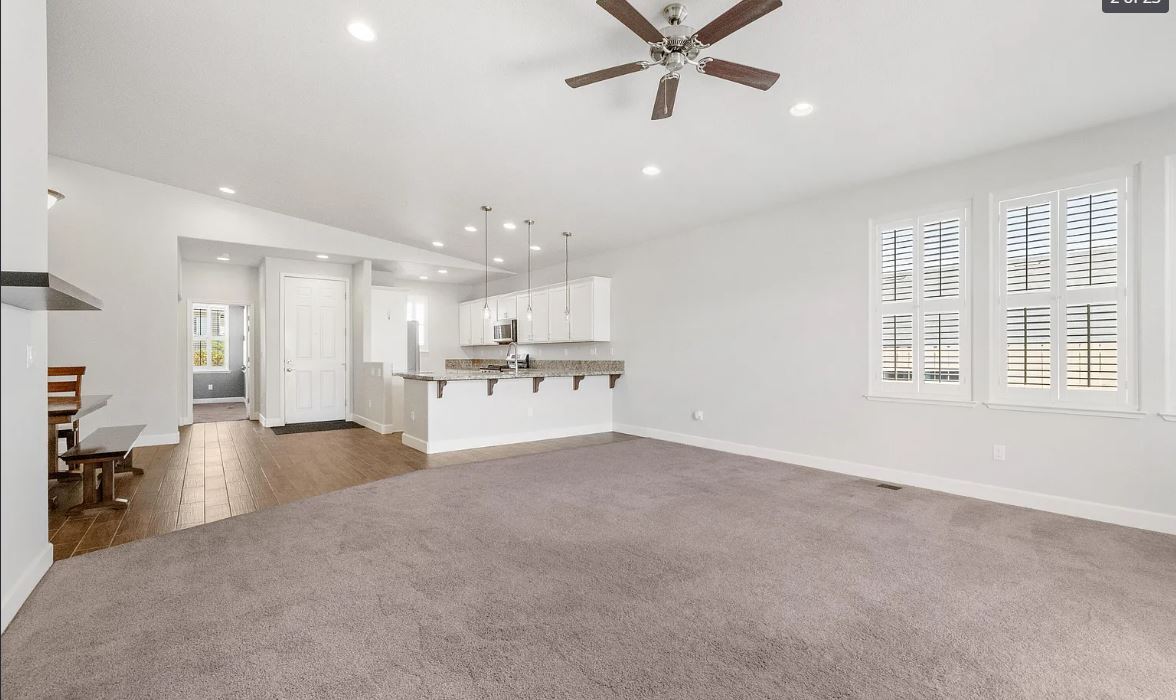 Foto principal - 845 Squaw Creek Ct