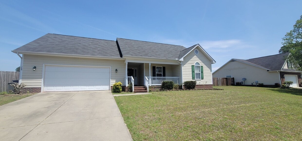 Primary Photo - NEW listing , Don't Miss Out!!!