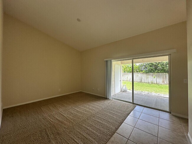 Building Photo - Charming 2-Bed, 2-Bath Home on Foxwood Dri...