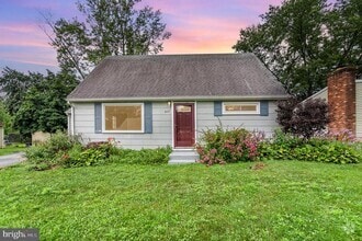 Building Photo - 6117 Nassau Rd