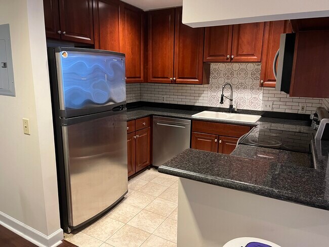 Cocina - 195 14th St NE
