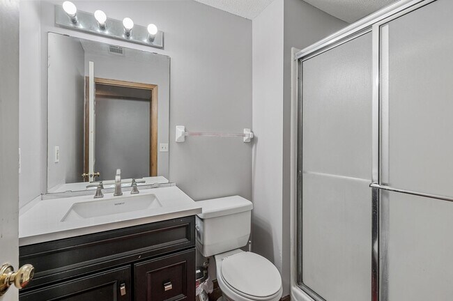 Foto del edificio - 852 Sunrise Dr