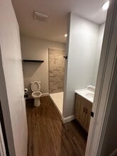 Building Photo - 2909 Alexander Ave