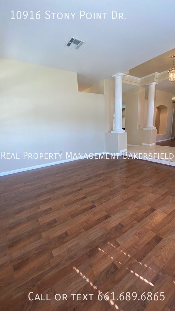 Foto del edificio - 10916 Stony Point Dr