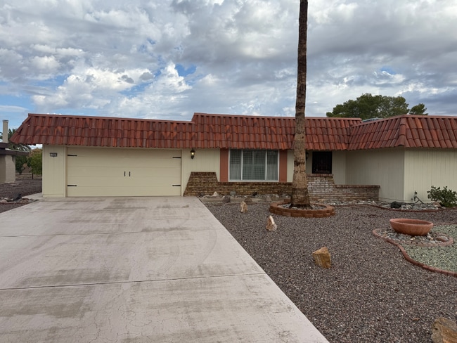 Building Photo - 11022 W Boswell Blvd