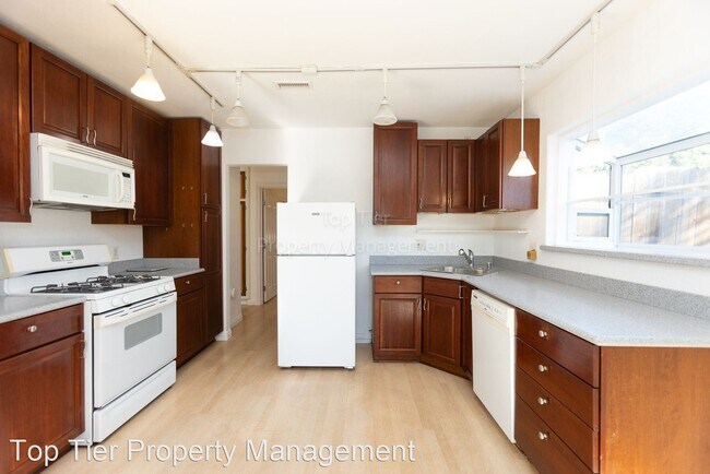 Building Photo - 3 br, 2 bath House - 854 Valley Avenue