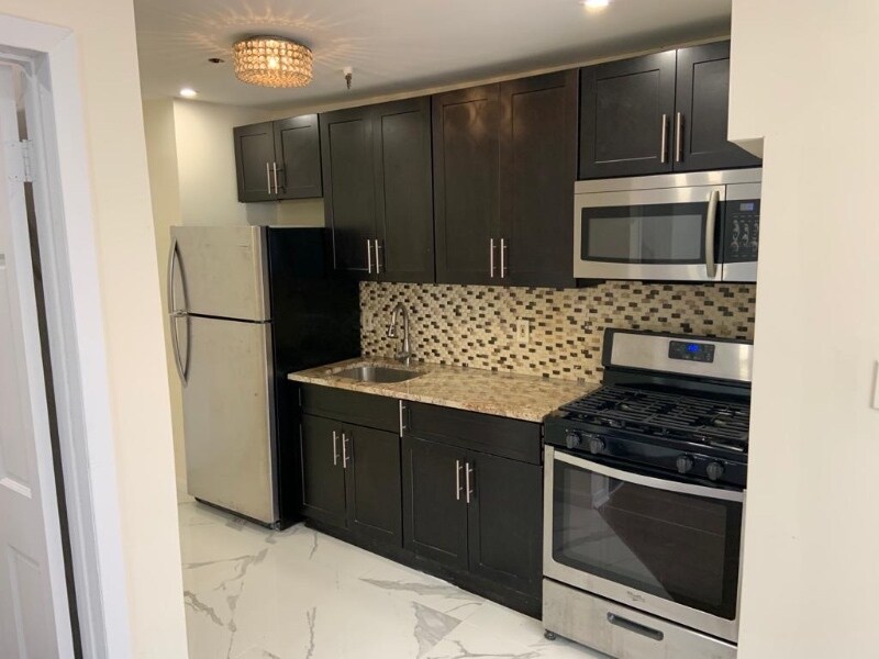Primary Photo - 131 Beach 122nd St