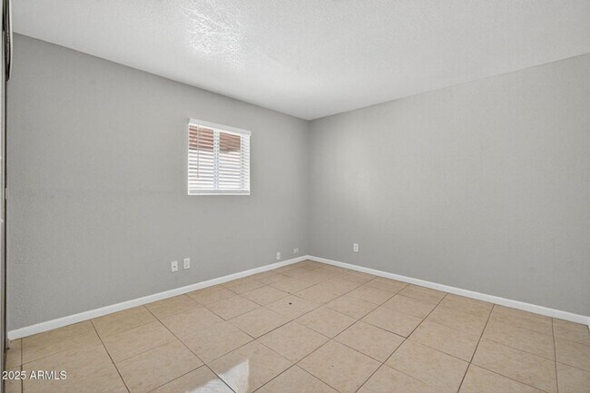 Foto del edificio - 21622 N 23rd Ave