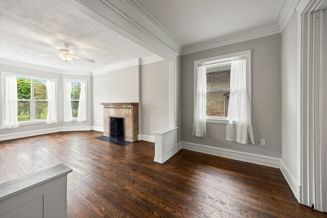 Foto del edificio - 434 N Pine Ave